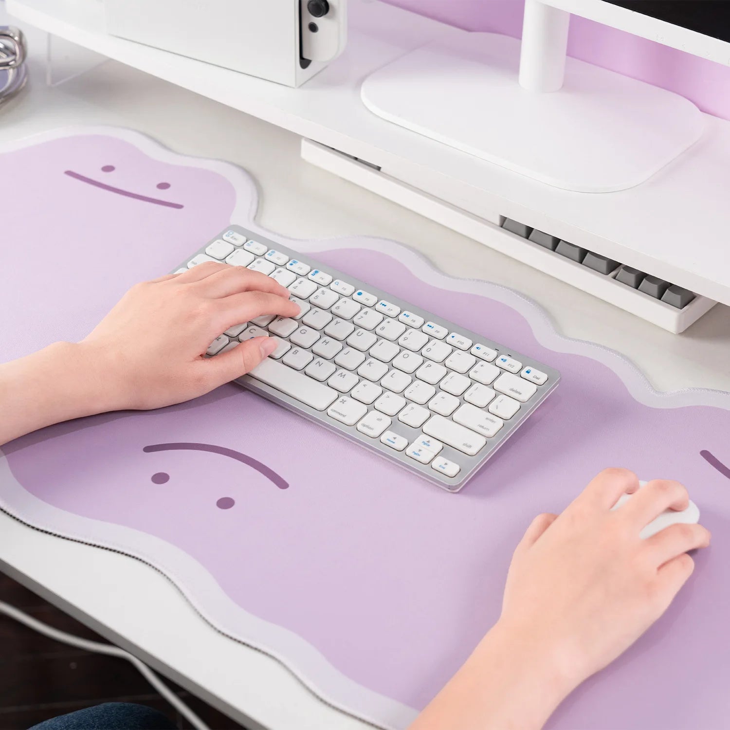 Oversized pink gaming mouse pad thick stitched edge desk mat